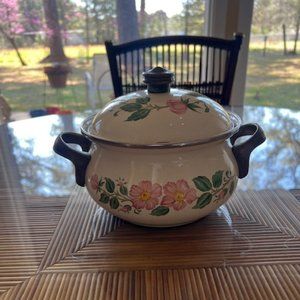 Desert Rose Sauce Pan with Lid